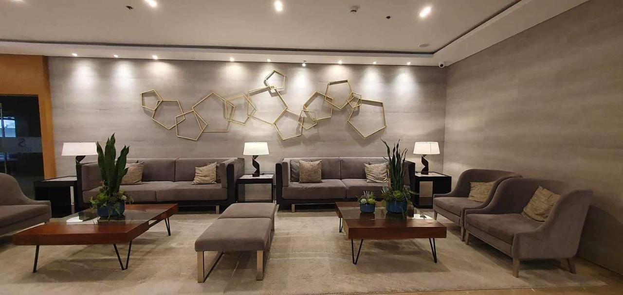 C Place - Capsule A Pasay Exterior photo